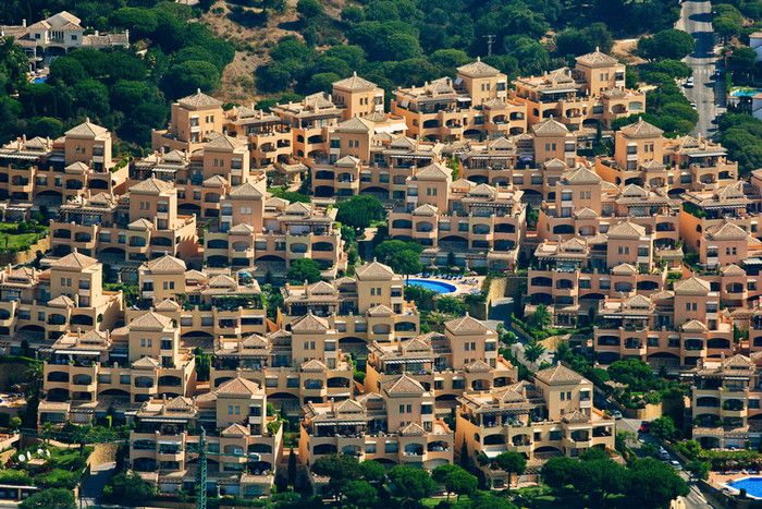 В Испании продолжают строить элитное жилье для россиян, несмотря на кризис рынка недвижимости